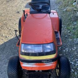 Kubota G1900 Diesel 4WS Garden Tractor Grass Cutter