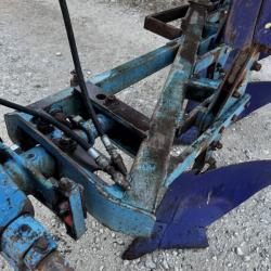 Ransomes TSR-104 3 Furrow Reversible Plough Tractor Mounted