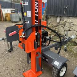 37 Ton Megga Spitter Petrol Engine Log Splitter Towable