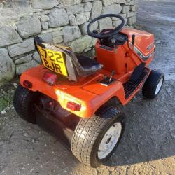 Kubota G1900 Diesel 4WS Garden Tractor Grass Cutter