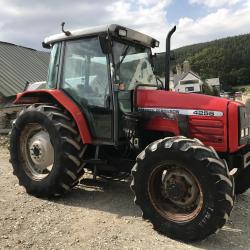 Massey Ferguson + MX100 Loader 4255