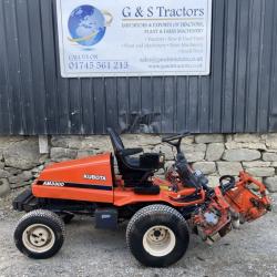 Kubota AM3300 Diesel Garden Tractor Grass Cutter Collector