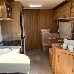 Bailey Unicorn Madrid Touring Caravan 3/4 Berth End Bathroom Twin Motor Movers