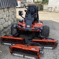 Kubota AM3300 Diesel Garden Tractor Grass Cutter Collector