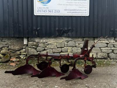 Massey Ferguson MF 150 Plough 3 Furrow Tractor Mounted